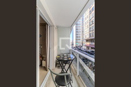 Varanda de kitnet/studio para alugar com 1 quarto, 22m² em Centro Histórico de São Paulo, São Paulo