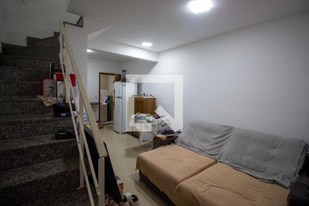 Sala de casa de condomínio à venda com 2 quartos, 55m² em Itaquera, São Paulo