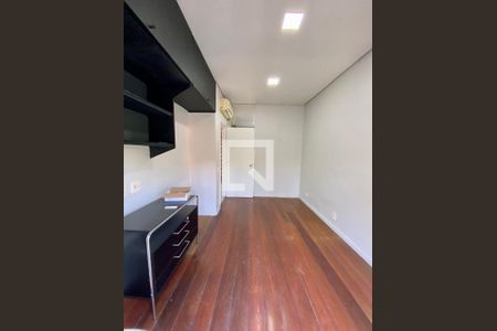 Casa à venda com 3 quartos, 350m² em Jardim Paulista, São Paulo