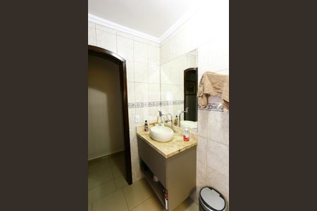 Lavabo de casa à venda com 4 quartos, 181m² em Jardim Maria Rosa, Taboão da Serra