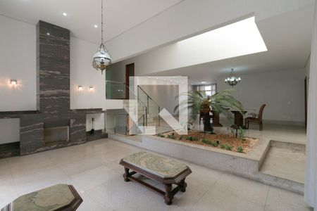 Sala de Estar de casa à venda com 5 quartos, 607m² em Braúnas, Belo Horizonte
