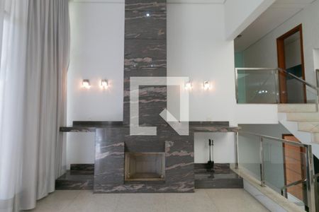 Sala de casa à venda com 5 quartos, 607m² em Braúnas, Belo Horizonte