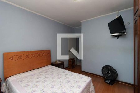 Quarto 1 de casa para alugar com 4 quartos, 158m² em Parque Novo Mundo, São Paulo