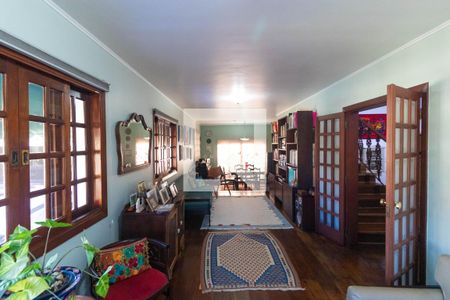 Sala de casa de condomínio à venda com 4 quartos, 350m² em Jardim das Paineiras, Campinas