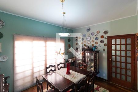 Sala de casa de condomínio à venda com 4 quartos, 350m² em Jardim das Paineiras, Campinas