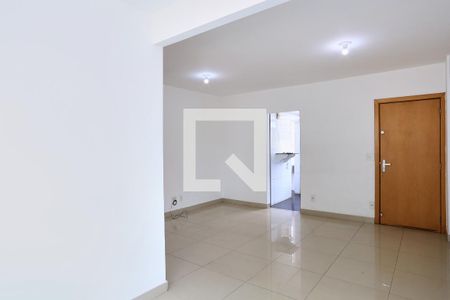 Sala de apartamento para alugar com 3 quartos, 80m² em Ipiranga, Belo Horizonte