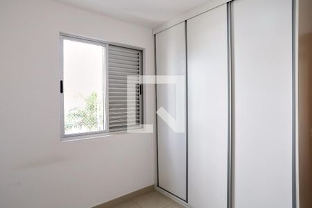 Quarto 1 de apartamento para alugar com 3 quartos, 80m² em Ipiranga, Belo Horizonte