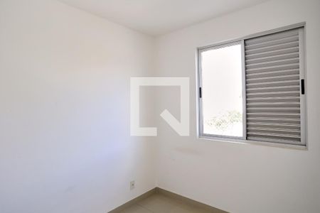Quarto 1 de apartamento para alugar com 3 quartos, 80m² em Ipiranga, Belo Horizonte