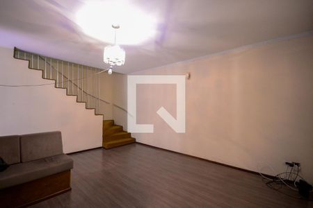Sala de casa à venda com 3 quartos, 187m² em Jardim Santa Emilia, São Paulo