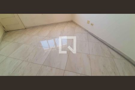 Sala de apartamento à venda com 2 quartos, 65m² em Veloso, Osasco