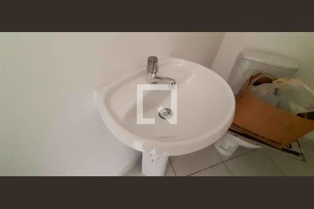 Lavabo de apartamento à venda com 2 quartos, 65m² em Veloso, Osasco