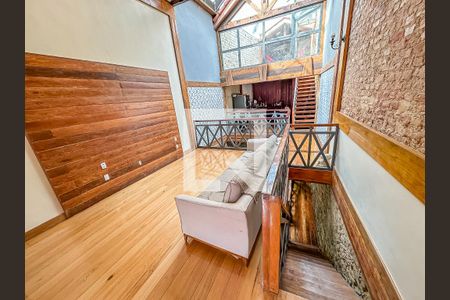 Sala de casa à venda com 2 quartos, 300m² em Lapa, Rio de Janeiro