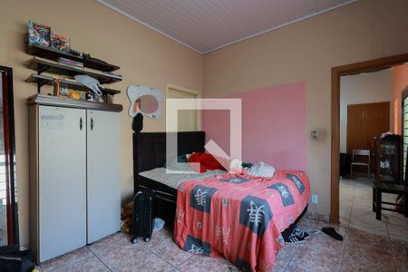 Quarto 1 de casa para alugar com 2 quartos, 1000m² em Vila Prado, São Paulo