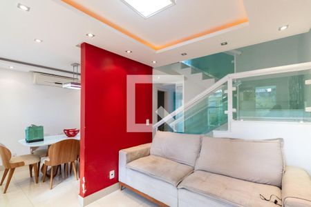 Sala de casa para alugar com 2 quartos, 240m² em Campo Grande, Rio de Janeiro