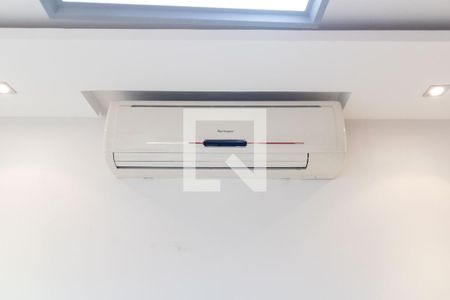 Sala de casa para alugar com 2 quartos, 240m² em Campo Grande, Rio de Janeiro