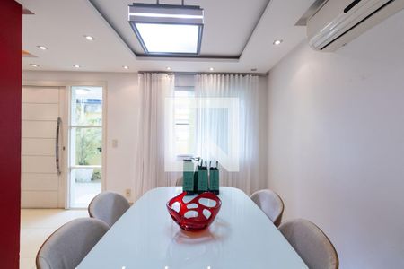 Sala de casa para alugar com 2 quartos, 240m² em Campo Grande, Rio de Janeiro