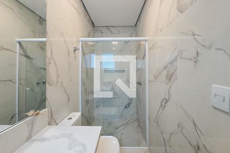 Banheiro da Suíte 1 de casa para alugar com 5 quartos, 300m² em Vila Monumento, São Paulo