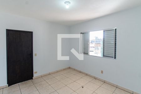 Quarto 2 de casa para alugar com 2 quartos, 100m² em Jardim Andarai, São Paulo