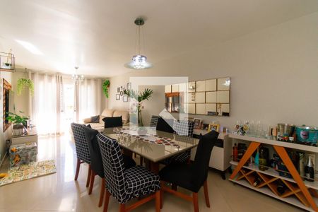 Sala de casa de condomínio à venda com 3 quartos, 163m² em Vila Ema, São Paulo