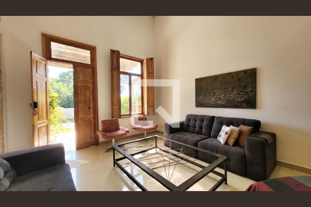 Sala de casa de condomínio à venda com 2 quartos, 250m² em Parque Xangrilá, Campinas