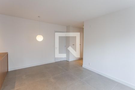 Sala de apartamento para alugar com 1 quarto, 55m² em Santo Agostinho, Belo Horizonte