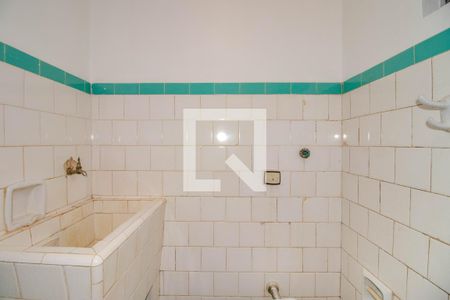 Banheiro de kitnet/studio à venda com 1 quarto, 25m² em Bom Fim, Porto Alegre