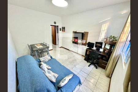 Sala de casa à venda com 2 quartos, 62m² em Vila Jardim Leblon, Belo Horizonte