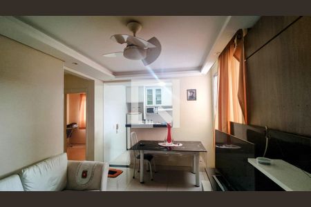 Sala de apartamento à venda com 2 quartos, 44m² em Santa Maria, Contagem