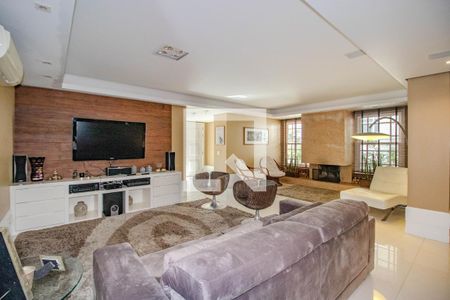 Sala de casa de condomínio à venda com 3 quartos, 559m² em Boa Vista, Porto Alegre