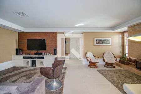 Sala de casa de condomínio à venda com 3 quartos, 559m² em Boa Vista, Porto Alegre