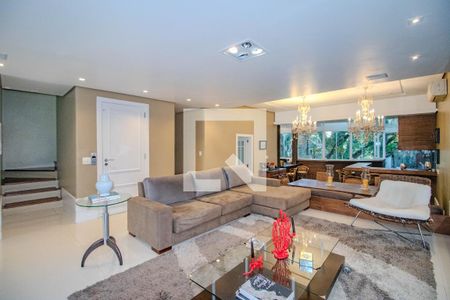 Sala de casa de condomínio à venda com 3 quartos, 559m² em Boa Vista, Porto Alegre