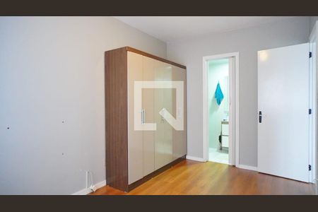 Quarto de apartamento à venda com 1 quarto, 36m² em Farrapos, Porto Alegre