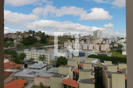 Vista de apartamento à venda com 3 quartos, 70m² em Jardim Alvorada, Belo Horizonte