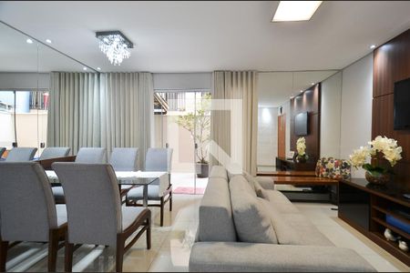 Sala de estar de apartamento à venda com 3 quartos, 123m² em Ana Lúcia, Belo Horizonte