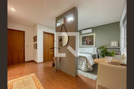 Casa à venda com 4 quartos, 315m² em Santa Tereza, Porto Alegre