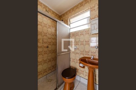 Banheiro de kitnet/studio à venda com 1 quarto, 33m² em Centro Histórico, Porto Alegre