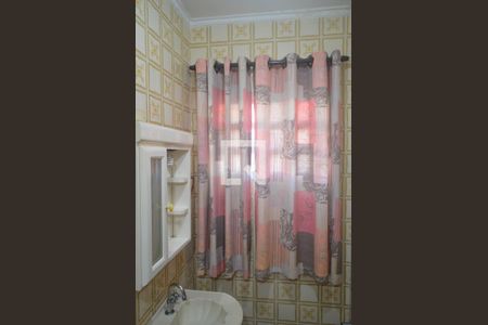 Lavabo de casa para alugar com 3 quartos, 360m² em Vila Antonina, São Paulo