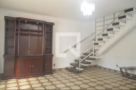 Sala de casa para alugar com 3 quartos, 360m² em Vila Antonina, São Paulo