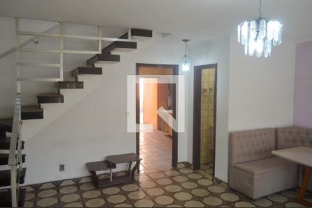 Sala de casa para alugar com 3 quartos, 360m² em Vila Antonina, São Paulo