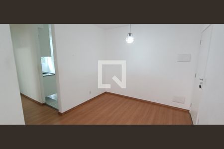 Sala de apartamento para alugar com 2 quartos, 49m² em Jardim Monte Alegre, Taboão da Serra