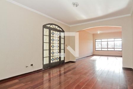Sala de casa para alugar com 4 quartos, 420m² em City América, São Paulo