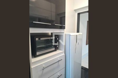 Cozinha de apartamento para alugar com 1 quarto, 40m² em Cruzeiro, Belo Horizonte