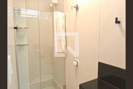 Banheiro de apartamento para alugar com 1 quarto, 40m² em Cruzeiro, Belo Horizonte