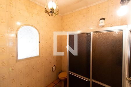 Banheiro Suíte de casa de condomínio à venda com 2 quartos, 348m² em Parque Xangrilá, Campinas