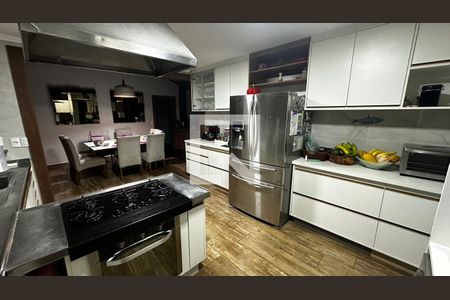 Cozinha de casa de condomínio à venda com 6 quartos, 520m² em Malota, Jundiaí