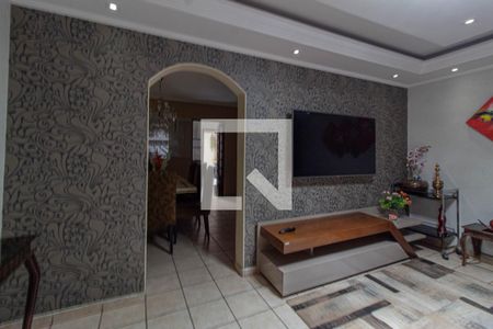 Sala de casa à venda com 3 quartos, 130m² em Conjunto Habitacional Padre Jose de Anchieta, São Paulo