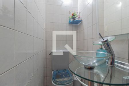 Lavabo 1 de casa à venda com 3 quartos, 130m² em Conjunto Habitacional Padre Jose de Anchieta, São Paulo