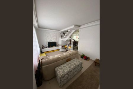 Casa à venda com 3 quartos, 133m² em Conjunto Residencial Santa Terezinha, São Paulo