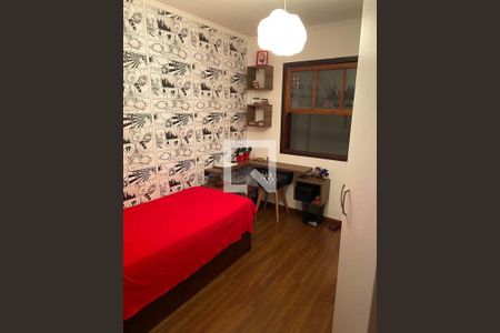 Casa à venda com 3 quartos, 133m² em Conjunto Residencial Santa Terezinha, São Paulo