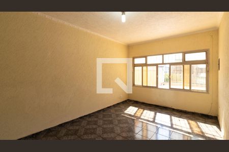 Sala de casa à venda com 3 quartos, 100m² em Jardim Eliane, São Paulo